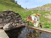 23 Bella fontana con acqua fresca!